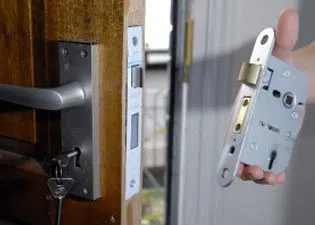 Denver Neighborhood Locksmith Denver, CO 303-357-8307  Denver Neighborhood Locksmith Denver, CO 303-357-8307